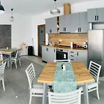 Konukevi касида Sapareva Banya