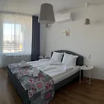 касида Konukevi